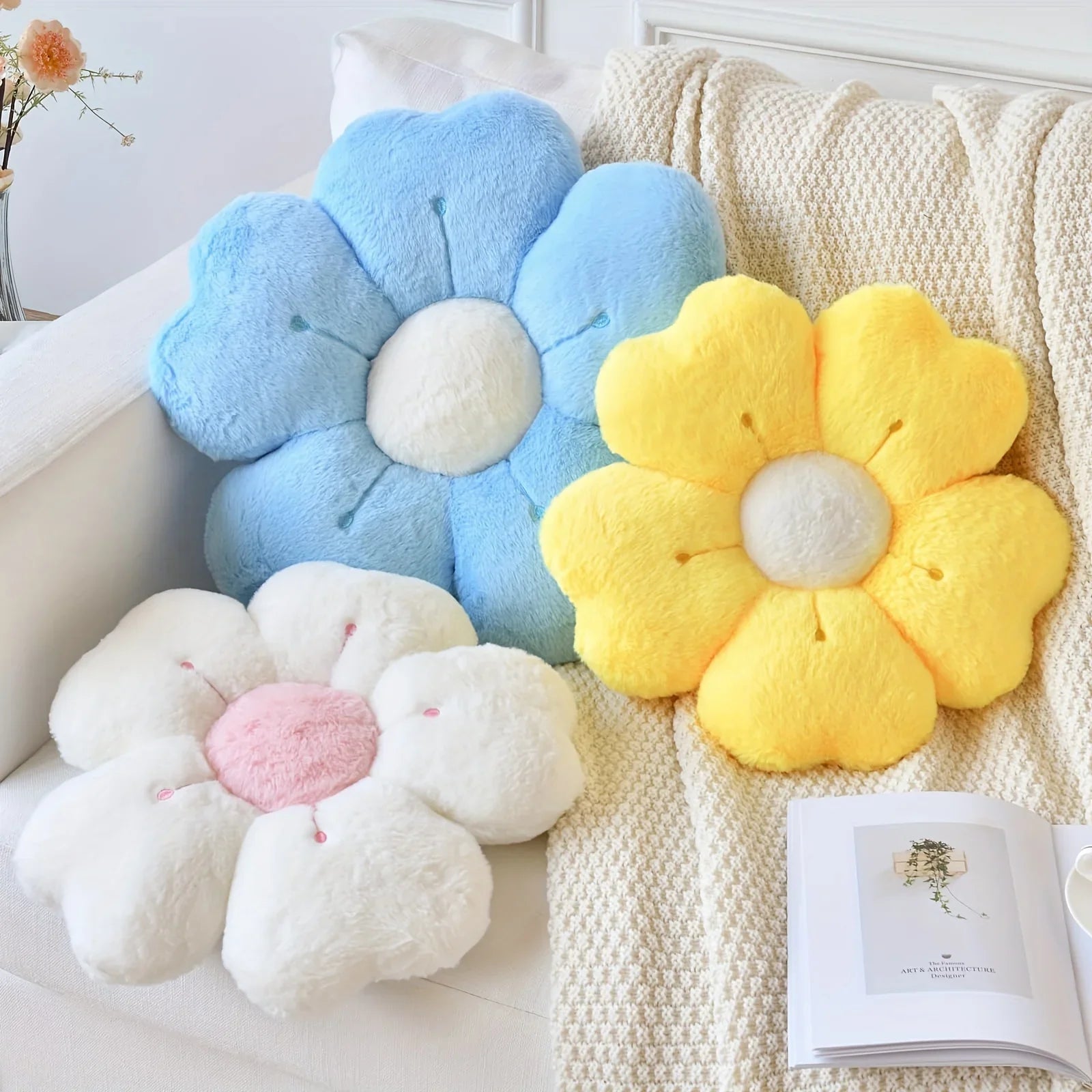 Daisy Flower Plush Pillow