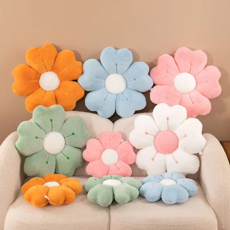 Daisy Flower Plush Pillow