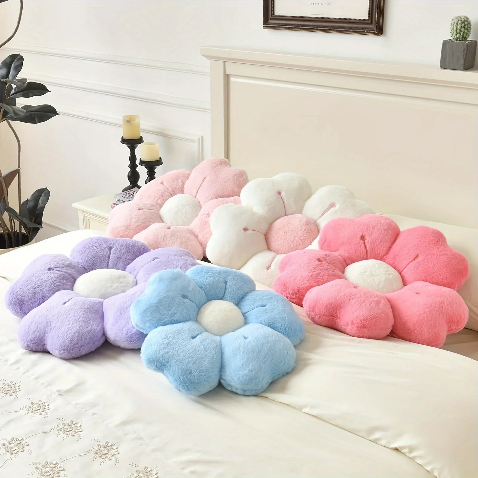 Daisy Flower Plush Pillow