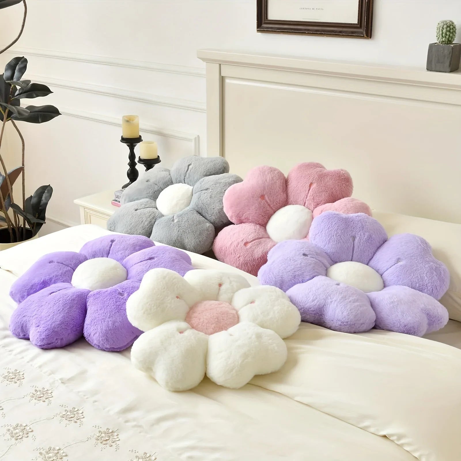 Daisy Flower Plush Pillow